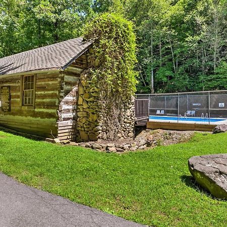 Quiet And Secluded Gatlinburg Cabin With Hot Tub! Exterior photo